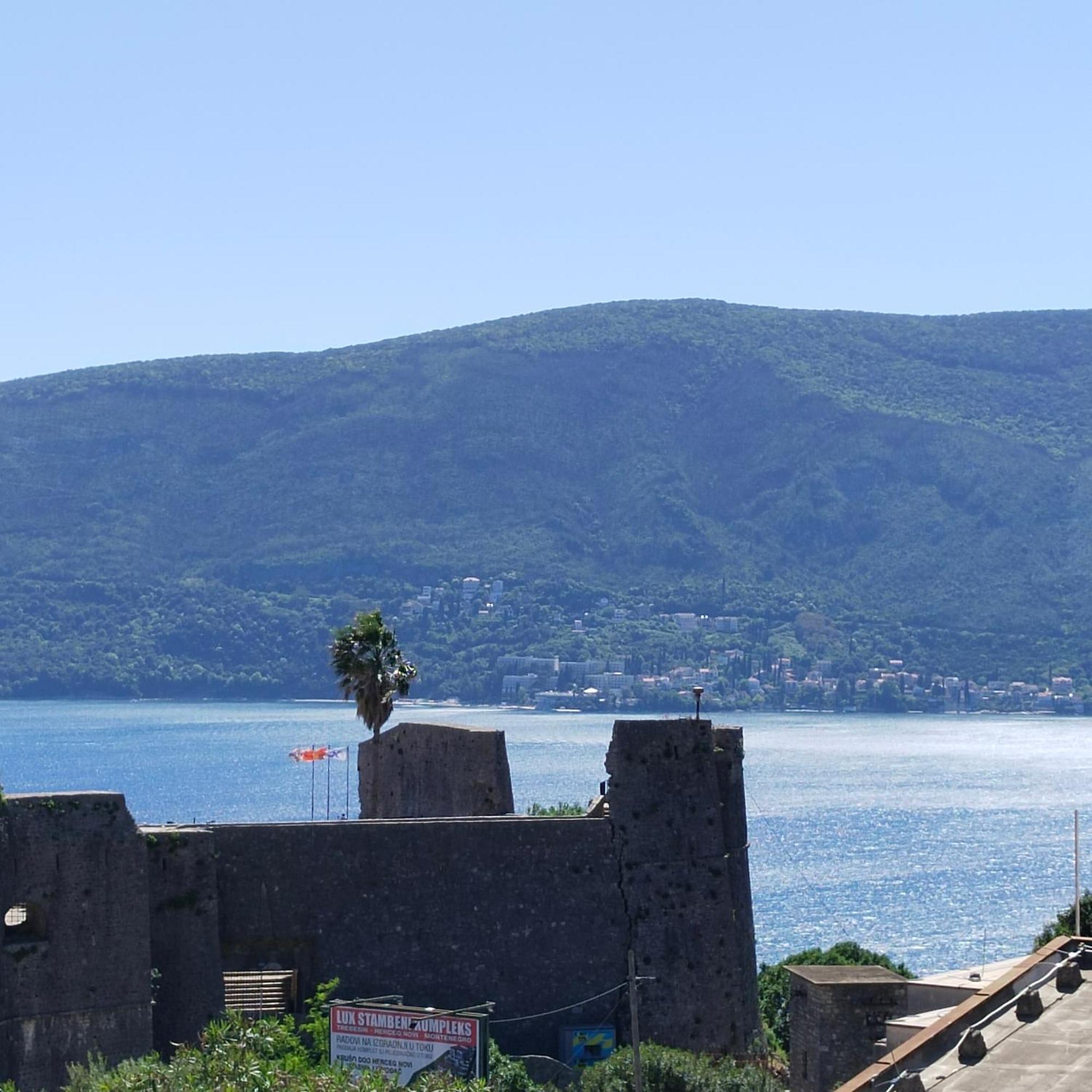 Apartments "Belle Vue" Herceg Novi Exterior photo